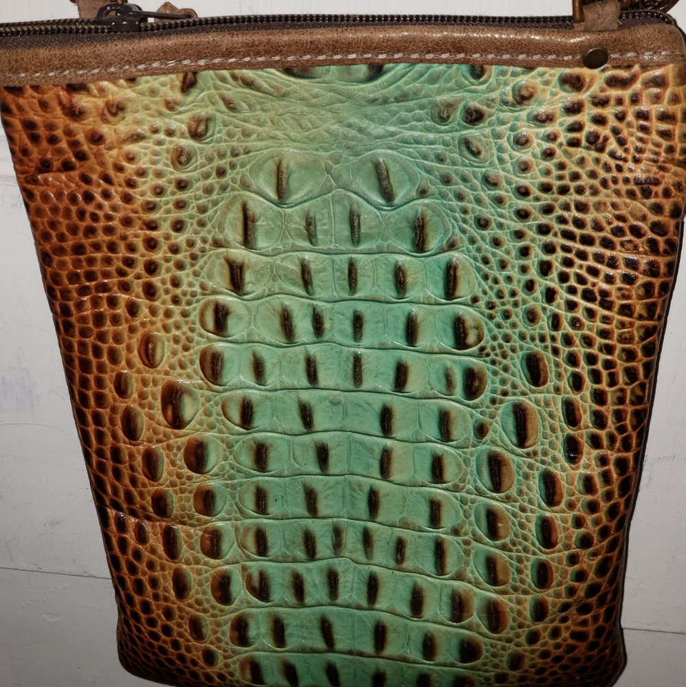 Double J Saddlery Cross Body
